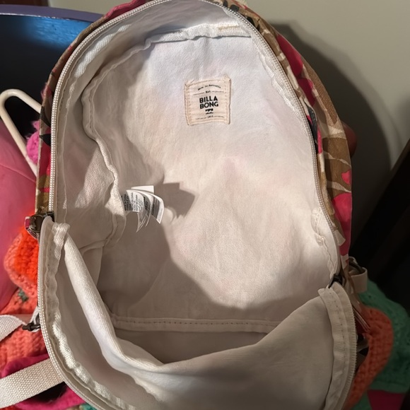 Billabong Backpack - Picture 3 of 11